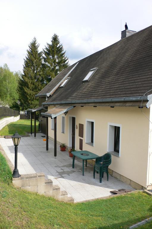 Trixi'S Guesthouse Hřensko Zimmer foto