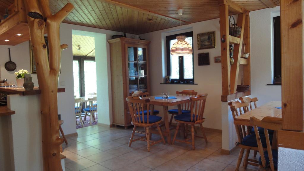 Trixi'S Guesthouse Hřensko Zimmer foto
